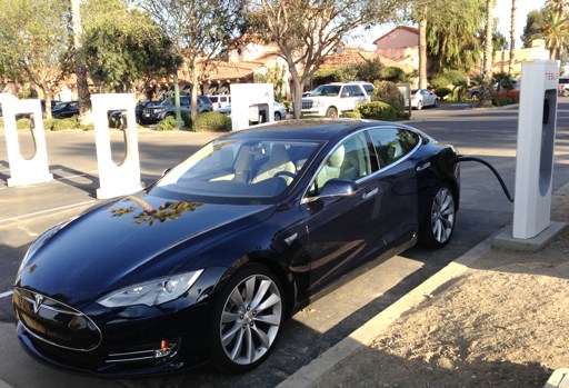 Tesla Model S - First Road Trip